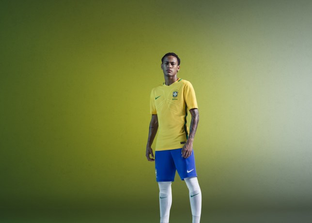 2016年巴西国家队主客场球衣