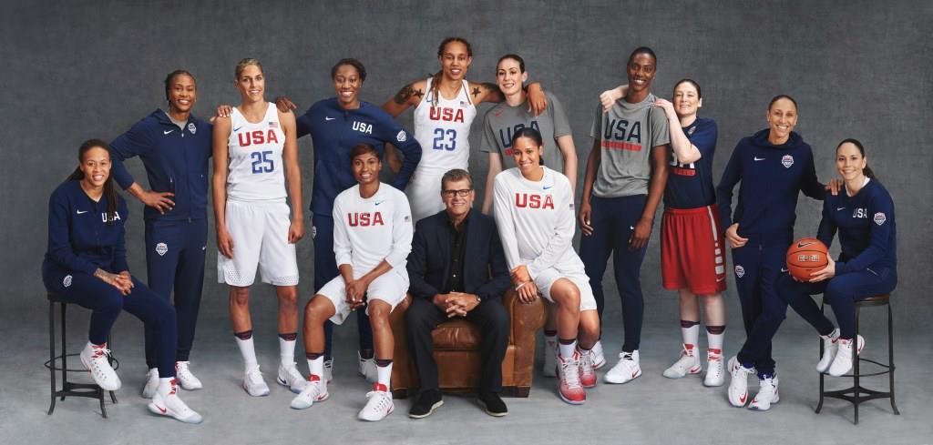 美国女篮为最高的团队荣誉奋战到底